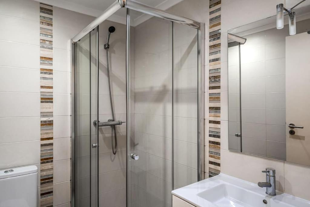 Charming Studio With Ac And Loft On Ground Floor Lisbon Exterior photo
